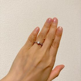【宝寿堂(ほうじゅどう)の口コミ】 プロポーズ後2人で選びました。元々一粒ダイヤのみ、またはメレダイヤが控…