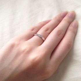 【ギンザタナカブライダル(GINZA TANAKA BRIDAL)の口コミ】 ダイヤ付を探していて、でも派手なモノではなくダイヤはポイント程度でず…