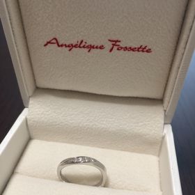 【アンジェリックフォセッテ(Angelique Fossette)の口コミ】 元々S字形とV字形に興味があり、実際につけてみると、V字形は違和感があり…