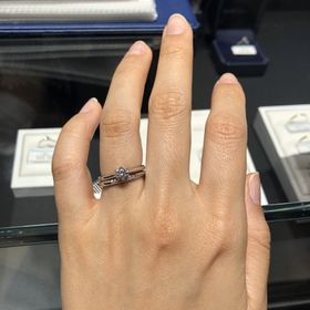 【銀座ダイヤモンドシライシの口コミ】 日常使用したかったので、引っ掛かりのない、かつダイヤモンドが綺麗に見…