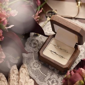 【TANZO.(鍛造指輪)の口コミ】 仕事がら毎日指輪を見ていたので自分のときはどんなのにしようか迷いに迷…