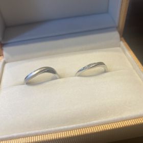 【ケイウノ ブライダル(K.UNO BRIDAL)の口コミ】 自分達が求めているデザインを伝えた上で理想通りのものを描いていただけ…