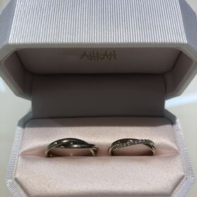 【AHKAH(アーカー)の口コミ】 指輪のデザインでほぼ決めたような感じです。ディズニーがいいなと思って…