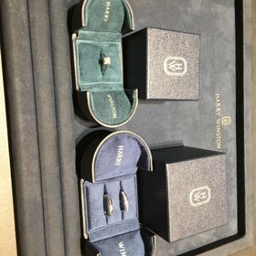 【ハリー・ウィンストン(Harry Winston)の口コミ】 やはり、なんといっても輝きです。4社指輪を見て回りましたがどうしてもハ…