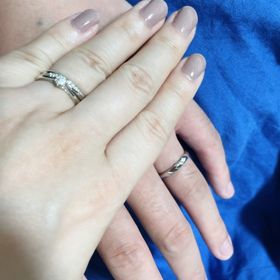 【ラザール ダイヤモンド(LAZARE DIAMOND)の口コミ】 結婚指輪はデザイン性にとても惹かれました。また、細かなダイヤモンドで…