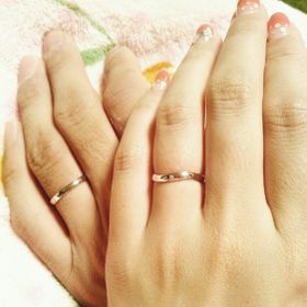 【ete(エテ)の口コミ】 夫婦ともにシンプルで、お求めやすい価格の結婚指輪を探していて、たまた…