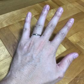 【アイプリモ(I-PRIMO)の口コミ】 指輪は大きすぎず、直線的な形状ではないものを探していました。今回選ば…