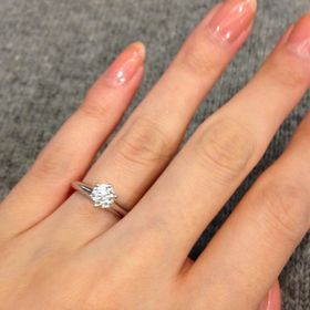 【ティファニー(Tiffany & Co.)の口コミ】 ティファニーが好きだったので、インターネットでいろいろとデザインを確…