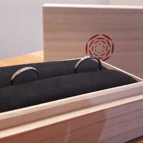 【出雲結(いずもゆい)の口コミ】 ▼出会い
Instagramの広告で知り、資料請求しました。
資料には、手書きの…