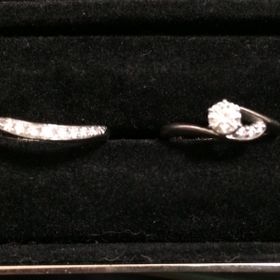 【ラザール ダイヤモンド(LAZARE DIAMOND)の口コミ】 当初から、婚約指輪と結婚指輪を重ね付けしたいと考えていました。
そこで…