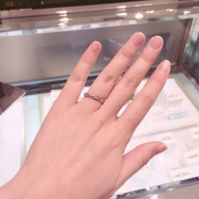 【ヴァンドーム青山(VENDOME AOYAMA)の口コミ】 クロスしているところが2箇所あるので、ストレートラインなのにやわらかく…