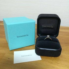 【ティファニー(Tiffany & Co.)の口コミ】 昔から「婚約指輪と言えばティファニー！」という憧れがあったので、ブラ…
