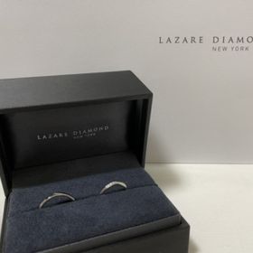 【ラザール ダイヤモンド(LAZARE DIAMOND)の口コミ】 2人の指に似合うものを探していて、試着をした時に一番しっくり来た指輪を…