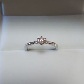 【ギンザタナカブライダル(GINZA TANAKA BRIDAL)の口コミ】 決して安い買い物ではないので、石(ダイヤ)は小さくても本物をという思い…