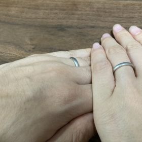 【TANZO.(鍛造指輪)の口コミ】 結婚指輪については石のついていないデザインもシンプルな指輪を探してい…