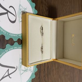 【ケイウノ ブライダル(K.UNO BRIDAL)の口コミ】 どんな指輪がいいかイメージが固まらないままお店に伺ったのですが、普段…