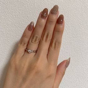 【ラザール ダイヤモンド(LAZARE DIAMOND)の口コミ】 他の人と被らないようなデザインの豊富さ、自身の気に入った形状がすぐに…