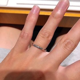 【銀座ダイヤモンドシライシの口コミ】 店員さんが熱心に指輪のことを教えてくれて、アフターサービスなどもすご…