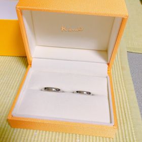 【ケイウノ ブライダル(K.UNO BRIDAL)の口コミ】 デザインがとても素敵でした。指輪の内側には私たちらしいデザイン等を刻…