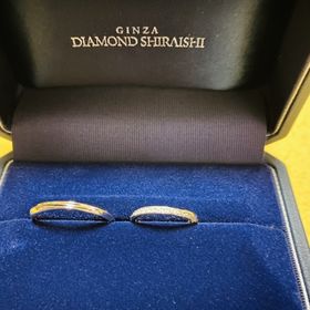 【銀座ダイヤモンドシライシの口コミ】 仕事のときは指輪できないのでキラキラして特別感がでる指輪を希望。ダイ…