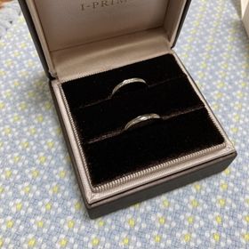 【アイプリモ(I-PRIMO)の口コミ】 高いデザイン性の割に比較的低価格。
そして良い着け心地が素敵なリングで…