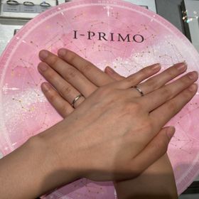 【アイプリモ(I-PRIMO)の口コミ】 細めのシルエットでデザインはシンプルな物が希望でした。
多くの種類があ…