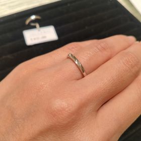 【TRECENTI(トレセンテ)の口コミ】 シンプルながらあまり他にはないデザインで一目ぼれしました。また私たち…