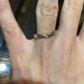 【杢目金屋(もくめがねや)の口コミ】 1つの材料から夫婦の指輪が作られることが2人で1つという印象がありとても…