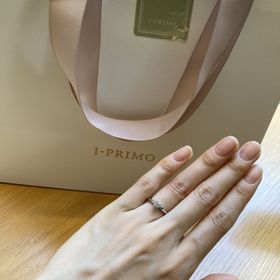 【アイプリモ(I-PRIMO)の口コミ】 ダイヤが大きすぎず、華やかな印象なのがとても気に入りました。スタッフ…