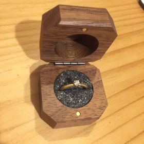 【鎌倉彫金工房の口コミ】 自分で作るという体験も込みで通常の婚約指輪よりもはるかに安い値段で購…