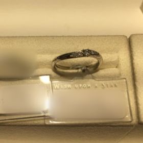 【festaria bijou SOPHIA(フェスタリア ビジュソフィア)の口コミ】 流れ星をモチーフにした可愛らしいデザインであり、角の部分が丸みを帯び…