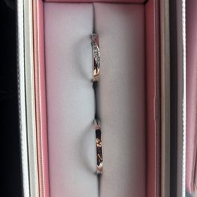 【nocur(ノクル)の口コミ】 デザイン重視でえらんでいましたが個々で気に入るデザインはたくさんあり…