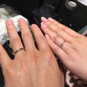 【エクセルコダイヤモンド(EXELCO DIAMOND)の口コミ】 デザインも気に入って、着け心地も良かったです。デザインの種類が何種類…