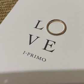 【アイプリモ(I-PRIMO)の口コミ】 普段でも使えるようなデザイン、且つ結婚指輪と一緒につけても違和感のな…