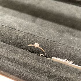 【TRECENTI(トレセンテ)の口コミ】 色々なデザインの種類がありとても悩みましたが、シンプルなデザインのも…