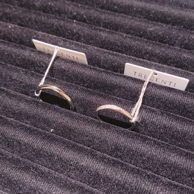 【TRECENTI(トレセンテ)の口コミ】 デザインがかわいかった。ペアでつけられるけど、女性のデザインは女性ら…