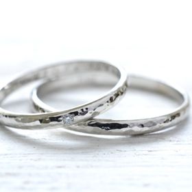 【湘南彫金工房 andfuseの口コミ】 既製品の購入も検討しましたが、購入の決め手は以下の通りです。
・手作り…