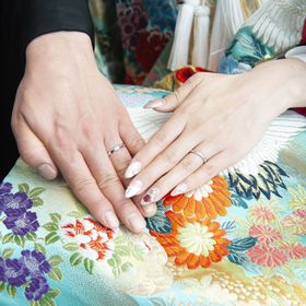 【PILOT BRIDAL(パイロットブライダル)の口コミ】 Instagramの広告で写真を見たときに一目ぼれ。
他にもたくさんお店を回り…