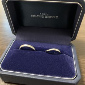 【銀座ダイヤモンドシライシの口コミ】 私は関節が太めでしっかりした指なので、その指にあう指輪がいいなと考え…