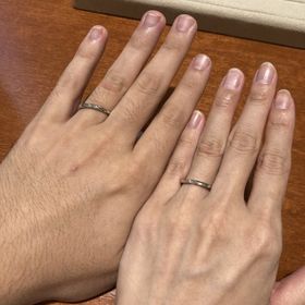 【TRECENTI(トレセンテ)の口コミ】 ストレートタイプの指輪で、シンプルなデザインです。そのなかでも、ダイ…