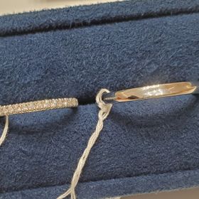 【4℃ BRIDAL(ヨンドシーブライダル)の口コミ】 まず価格が最初に設定していた予算内に収まりました！後は女性ものも男性…