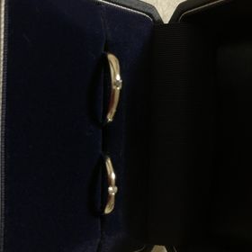 【銀座ダイヤモンドシライシの口コミ】 シンプルなデザインが好きでストレートの形にしようと思っていて、銀座ダ…