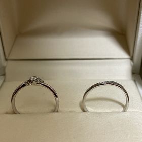 【VIVAGE(ヴィヴァージュ)の口コミ】 パートナーの一目惚れでもありますが、まずはウェーブのデザインに惹かれ…