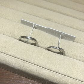 【TRECENTI(トレセンテ)の口コミ】 希望通りのデザインで、着け心地も抜群でした。
2人の希望のウェーブのデ…