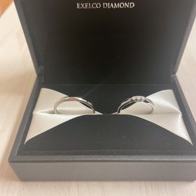 【エクセルコダイヤモンド(EXELCO DIAMOND)の口コミ】 他の人から見た時に目立つのは横の部分だと店員さんから聞いて、上からだ…