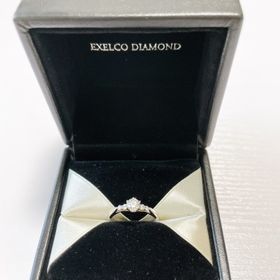【エクセルコダイヤモンド(EXELCO DIAMOND)の口コミ】 斜めから見た時のアンサンブルのデザインがおしゃれで、細部までこだわっ…