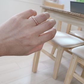 【HOSHI no SUNA 星の砂(ほしのすな)の口コミ】 色黒なのでシルバーが似合わず、ゴールドもなあと思ってピンクゴールドの…