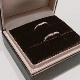 【アイプリモ(I-PRIMO)の口コミ】 ペアのデザインにしたかったので似ているデザインがあり良かったです。指…