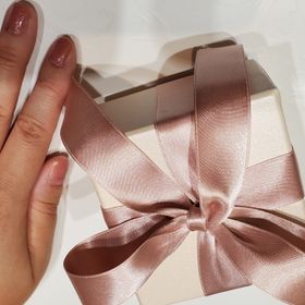 【アイプリモ(I-PRIMO)の口コミ】 彼に選んでいただきました。シンプルでいて素晴らしい輝きの指輪に彼も私…