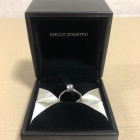 【エクセルコダイヤモンド(EXELCO DIAMOND)の口コミ】 婚約指輪はダイヤモンドの質とデザインに惹かれ購入しました。予算の範囲…